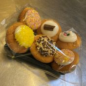 Fancy fairy cakes (pack of 6) - £3.40